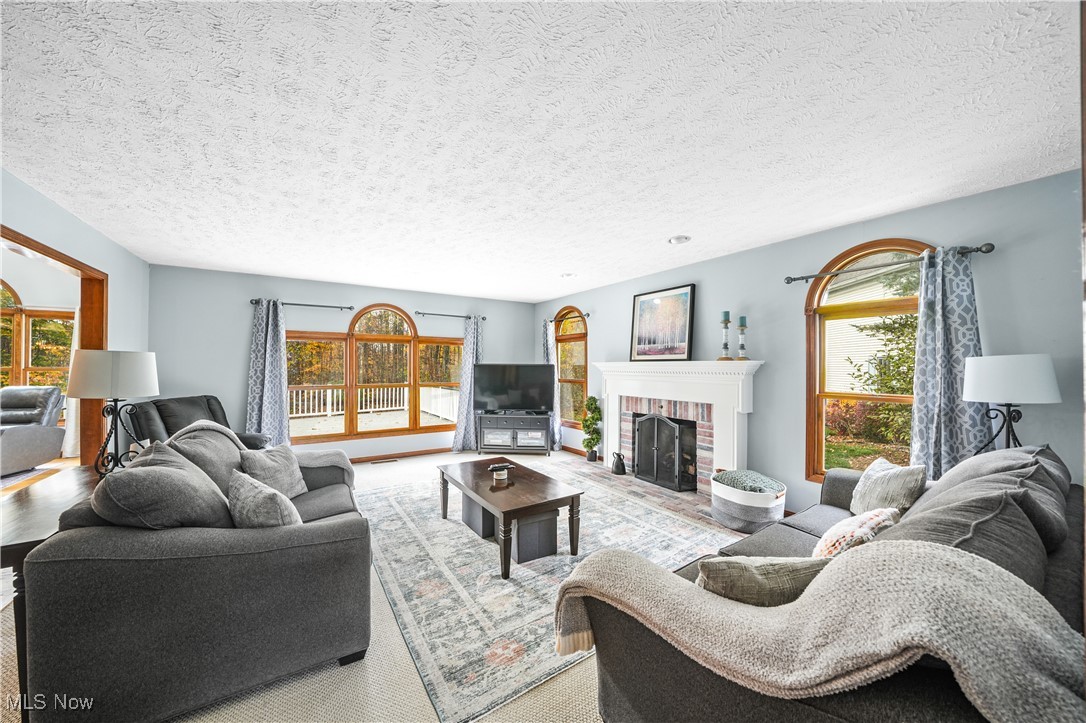 350 Aspen Court Aurora OH 44202