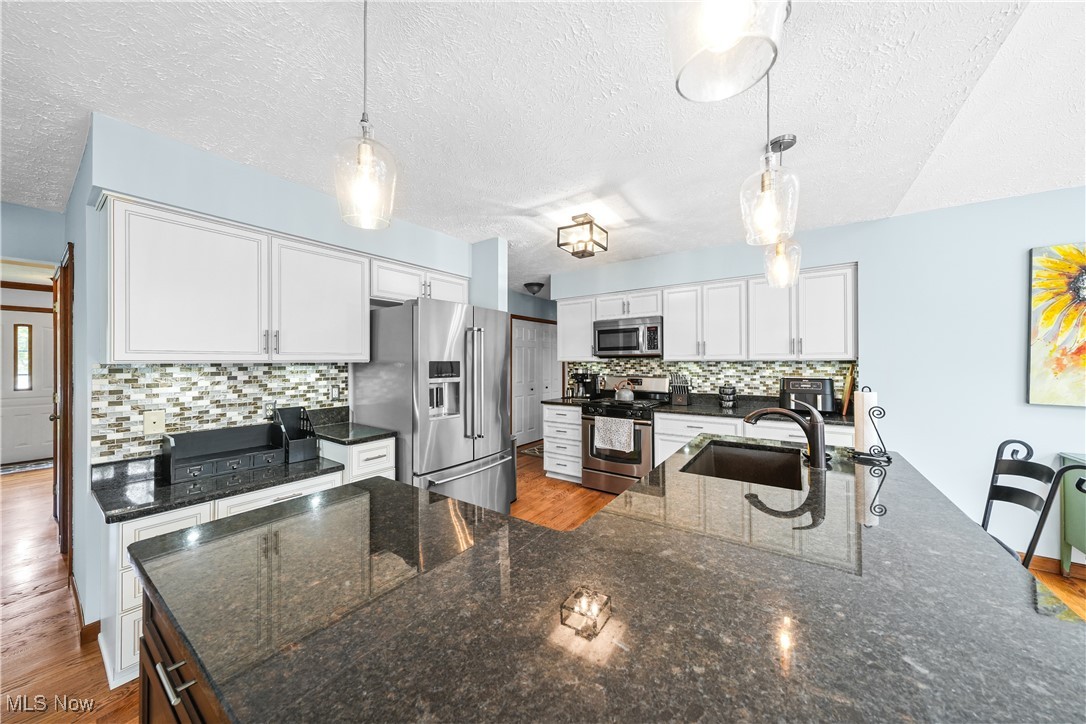 350 Aspen Court Aurora OH 44202