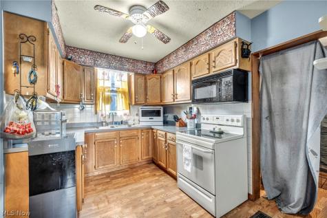 1815 Walden Avenue NW Canton OH 44709