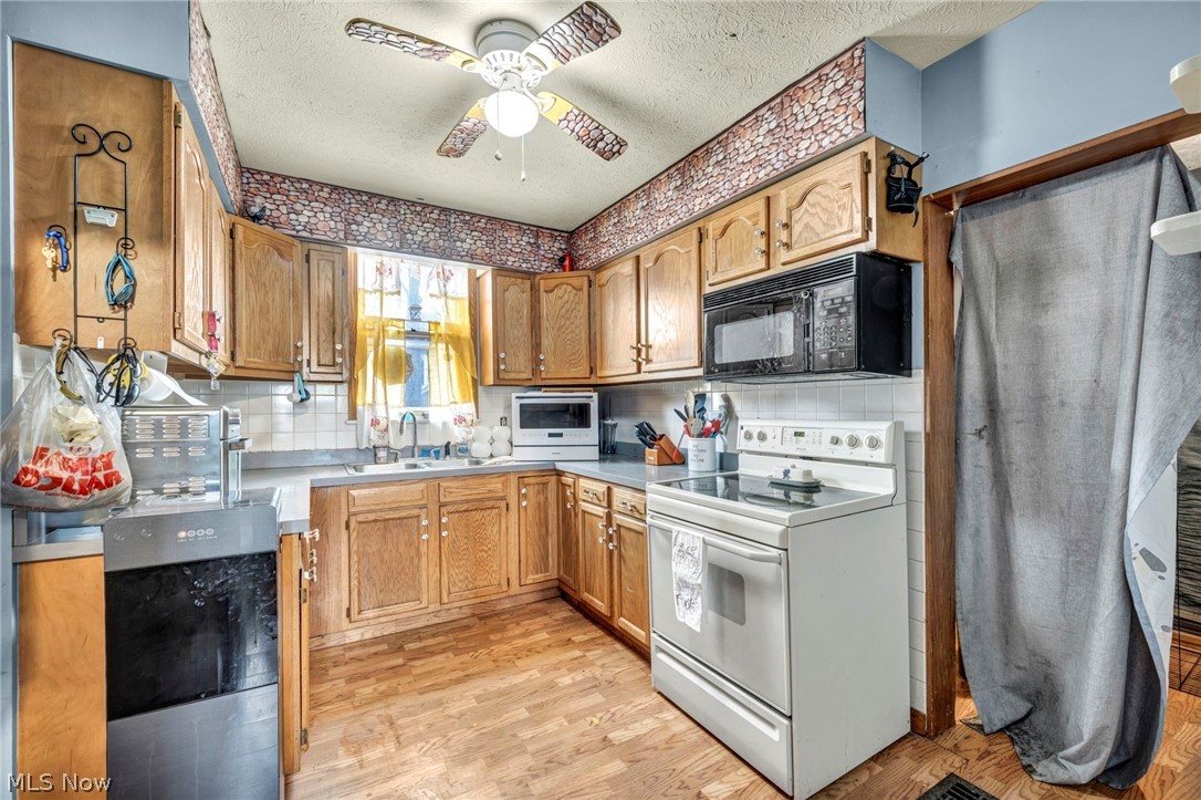 1815 Walden Avenue NW Canton OH 44709