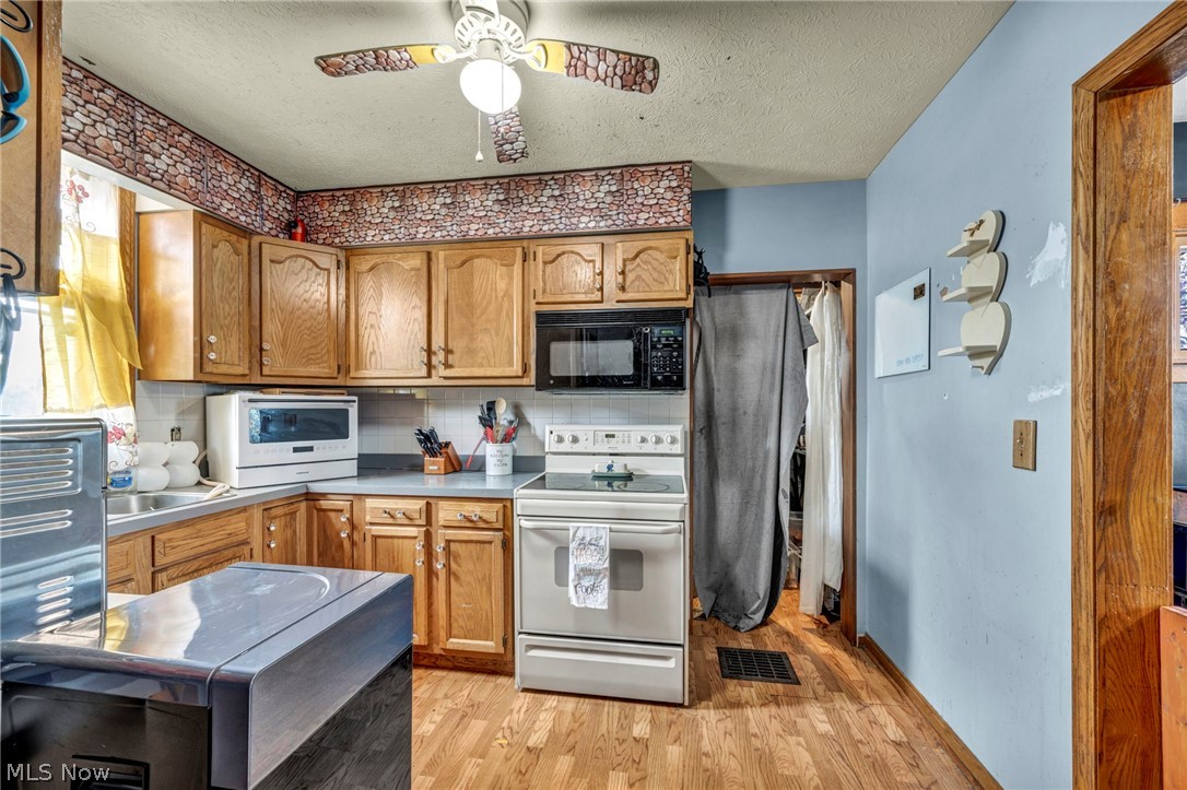 1815 Walden Avenue NW Canton OH 44709