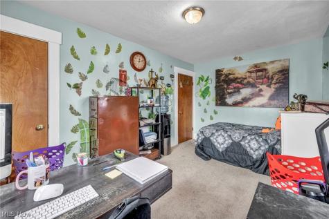 1815 Walden Avenue NW Canton OH 44709