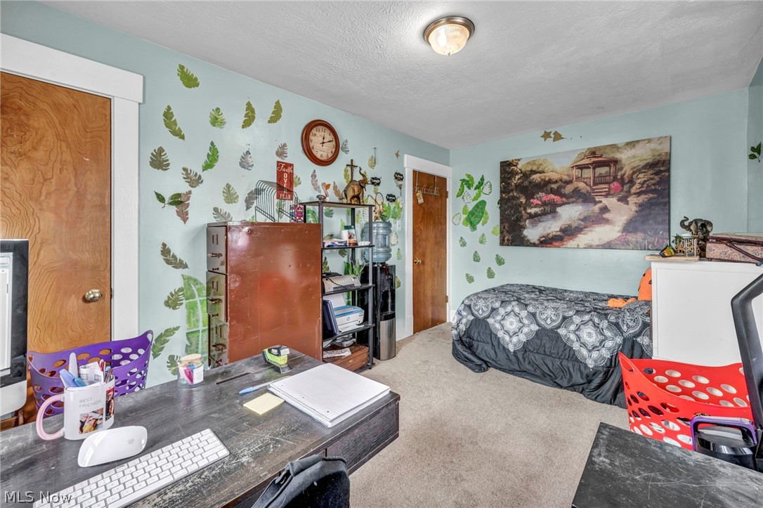 1815 Walden Avenue NW Canton OH 44709