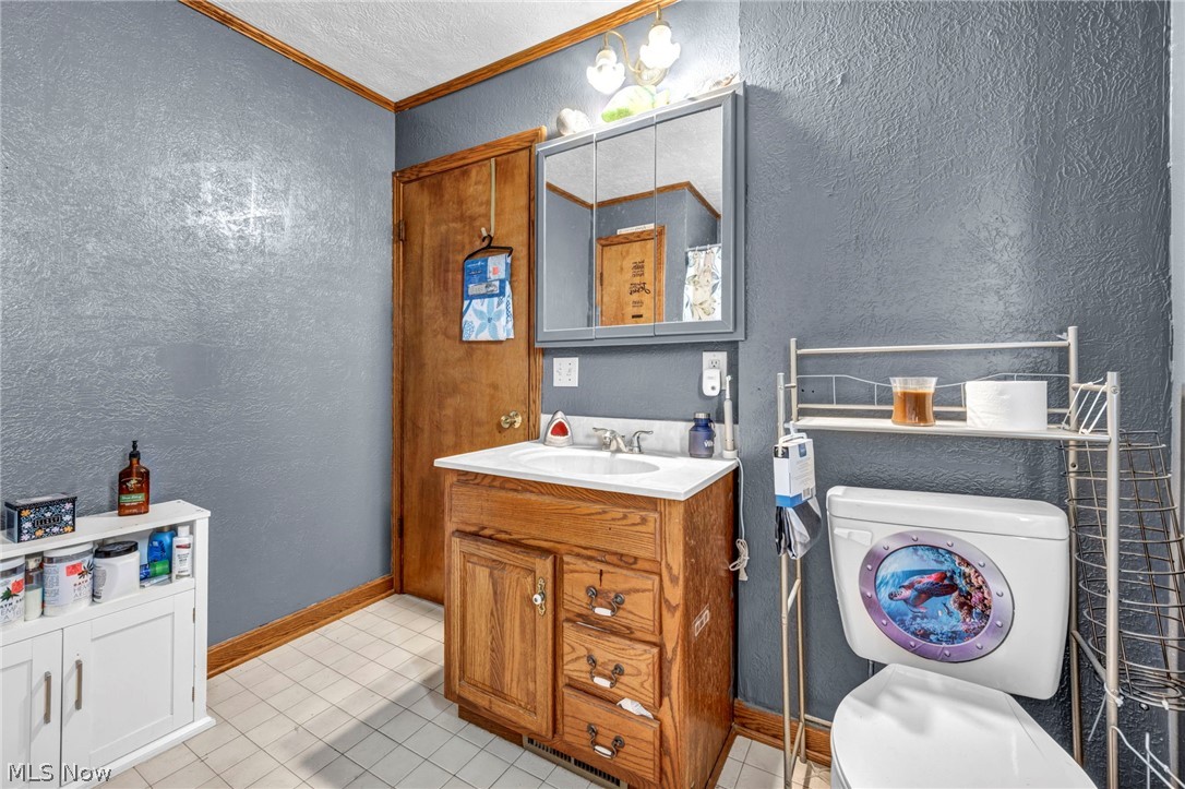 1815 Walden Avenue NW Canton OH 44709