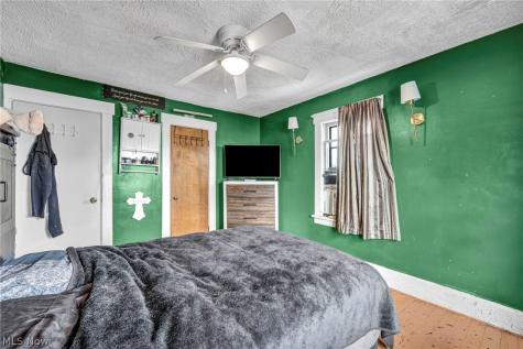 1815 Walden Avenue NW Canton OH 44709