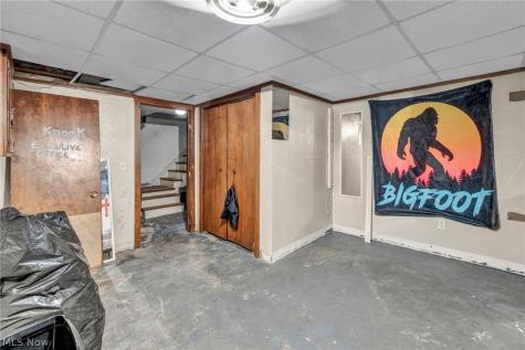 1815 Walden Avenue NW Canton OH 44709