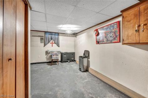 1815 Walden Avenue NW Canton OH 44709