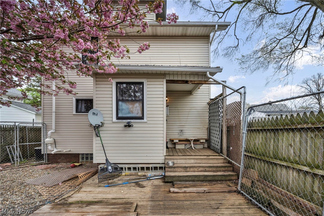 1815 Walden Avenue NW Canton OH 44709