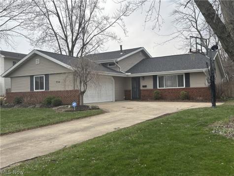 236 Northfield Drive Elyria OH 44035