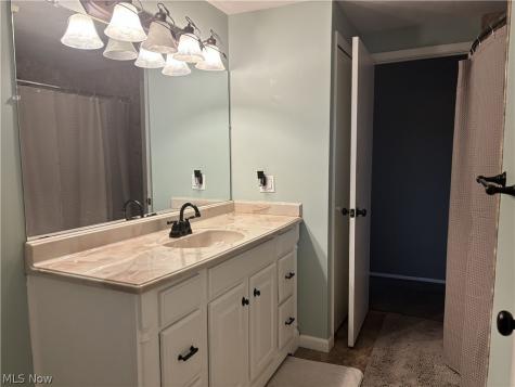236 Northfield Drive Elyria OH 44035