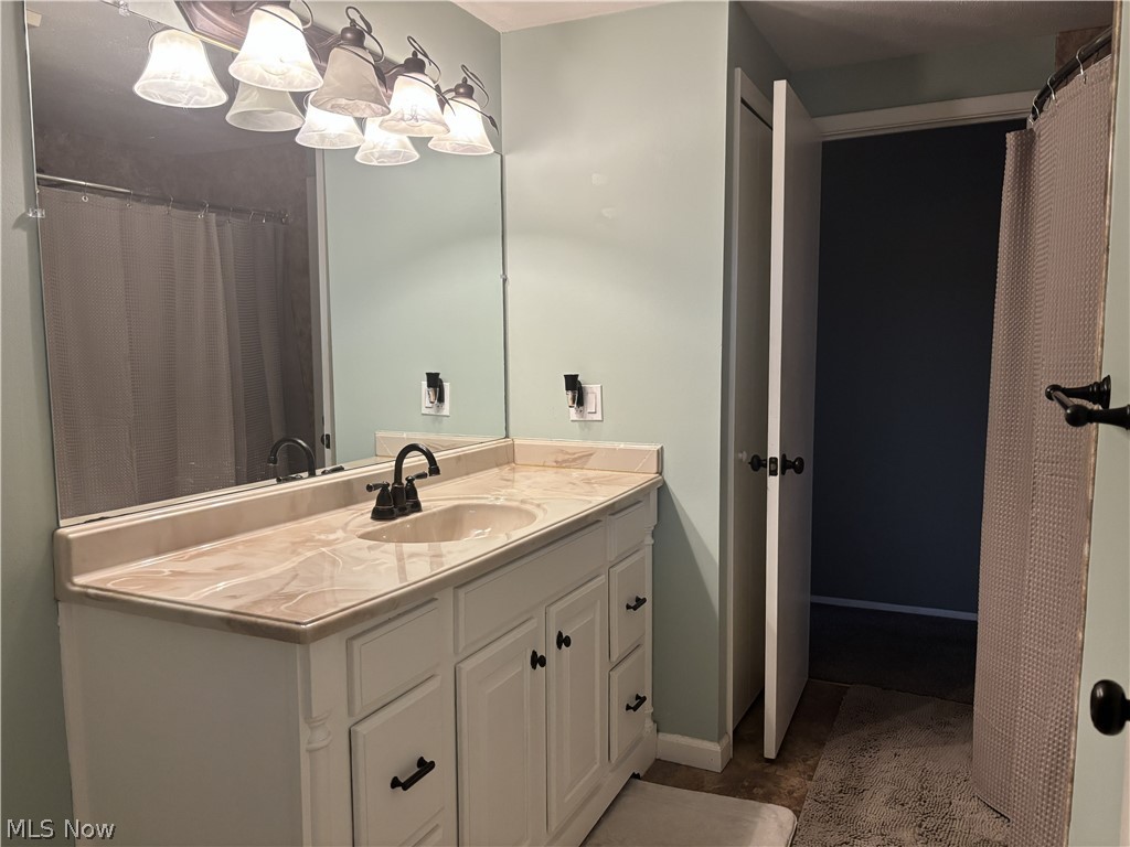 236 Northfield Drive Elyria OH 44035