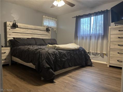 236 Northfield Drive Elyria OH 44035