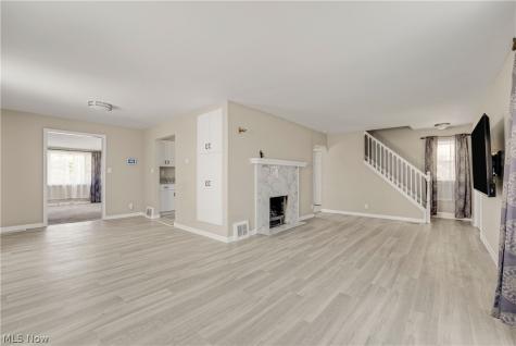 2245 Sunset Drive Wickliffe OH 44092