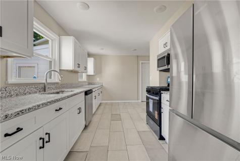2245 Sunset Drive Wickliffe OH 44092
