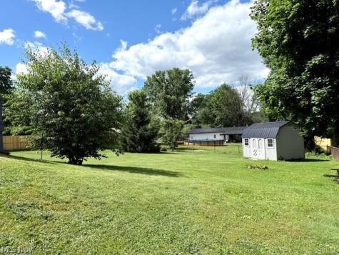 10457 Persimmon Street NW Canal Fulton OH 44614