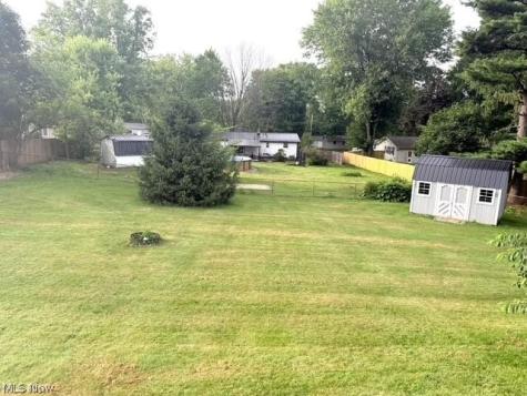 10457 Persimmon Street NW Canal Fulton OH 44614