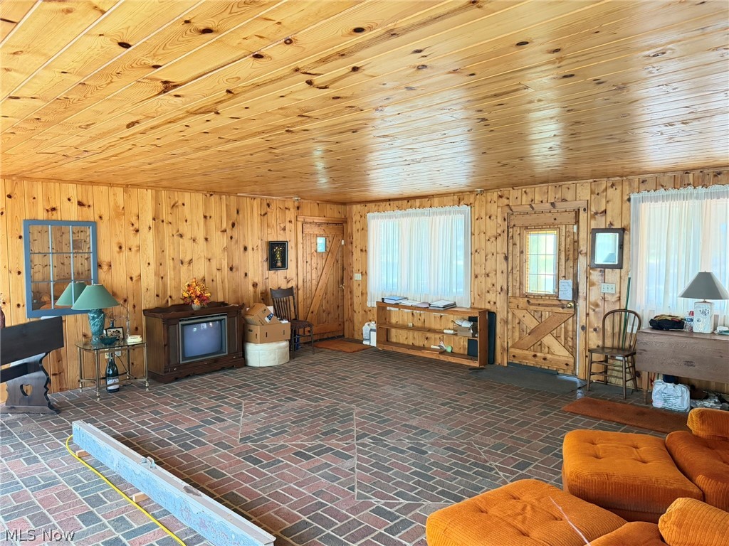 4493 Blachleyville Road Wooster OH 44691