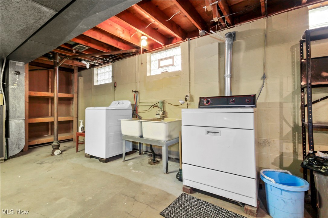 4682 Warwick Drive S Canfield OH 44406