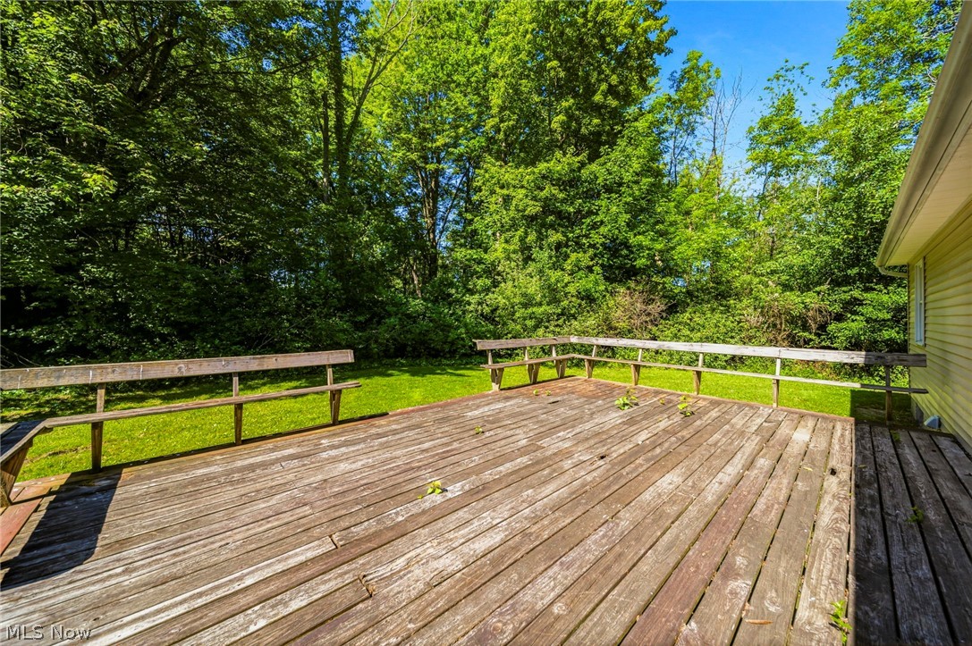 1682 Sugar Creek Rock Creek OH 44084