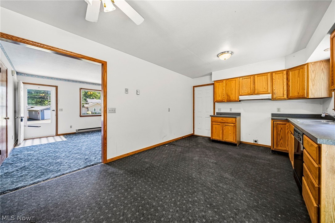 1682 Sugar Creek Rock Creek OH 44084