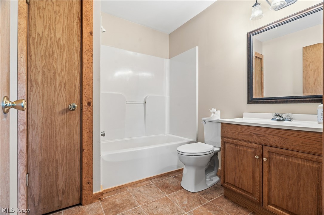 7171 Edison Street NE Hartville OH 44632