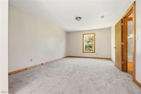 7171 Edison Street NE Hartville OH 44632