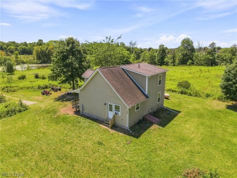 7171 Edison Street NE Hartville OH 44632