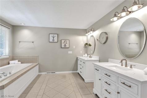 29228 Regency Circle Westlake OH 44145