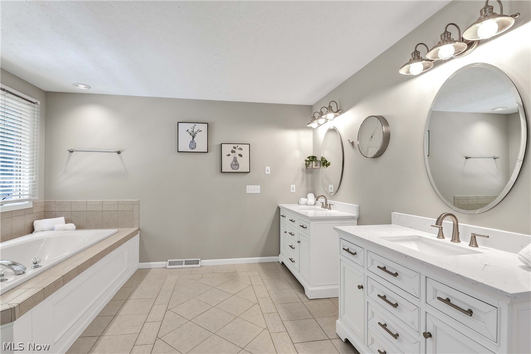 29228 Regency Circle Westlake OH 44145