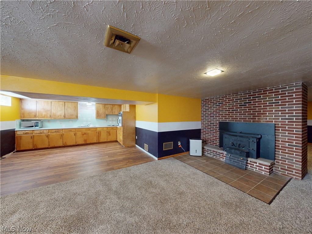 66 Thorlone Avenue Akron OH 44312