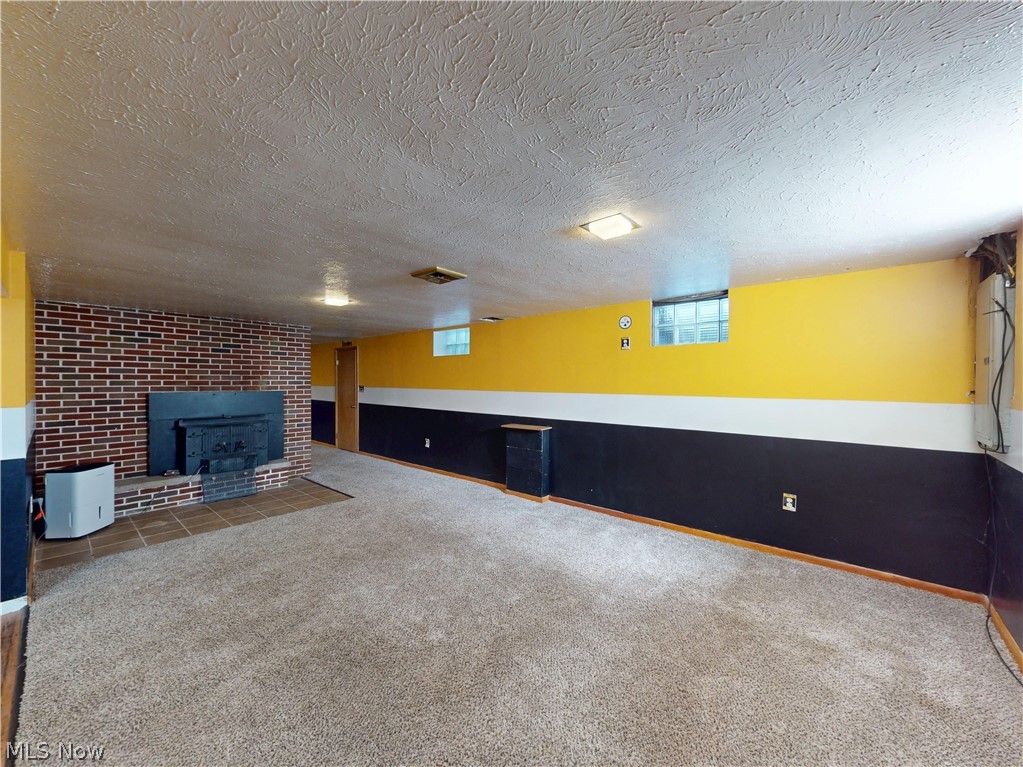 66 Thorlone Avenue Akron OH 44312