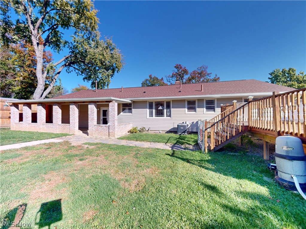 66 Thorlone Avenue Akron OH 44312