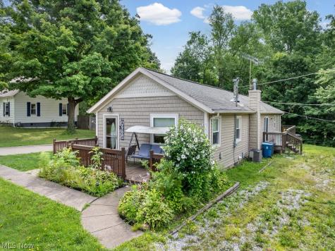 3315 Linda Street Akron OH 44319