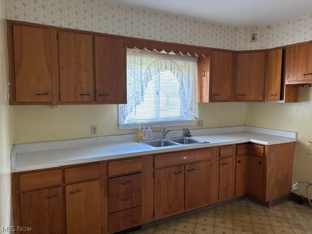 226 E Wisconsin Avenue Sebring OH 44672