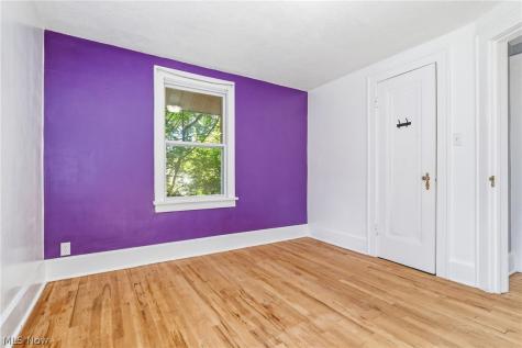 619 Garry Road Akron OH 44305