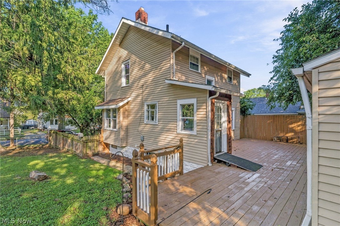 619 Garry Road Akron OH 44305