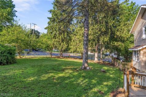 619 Garry Road Akron OH 44305