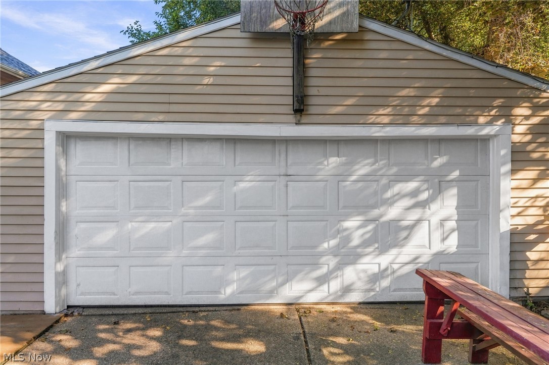 619 Garry Road Akron OH 44305