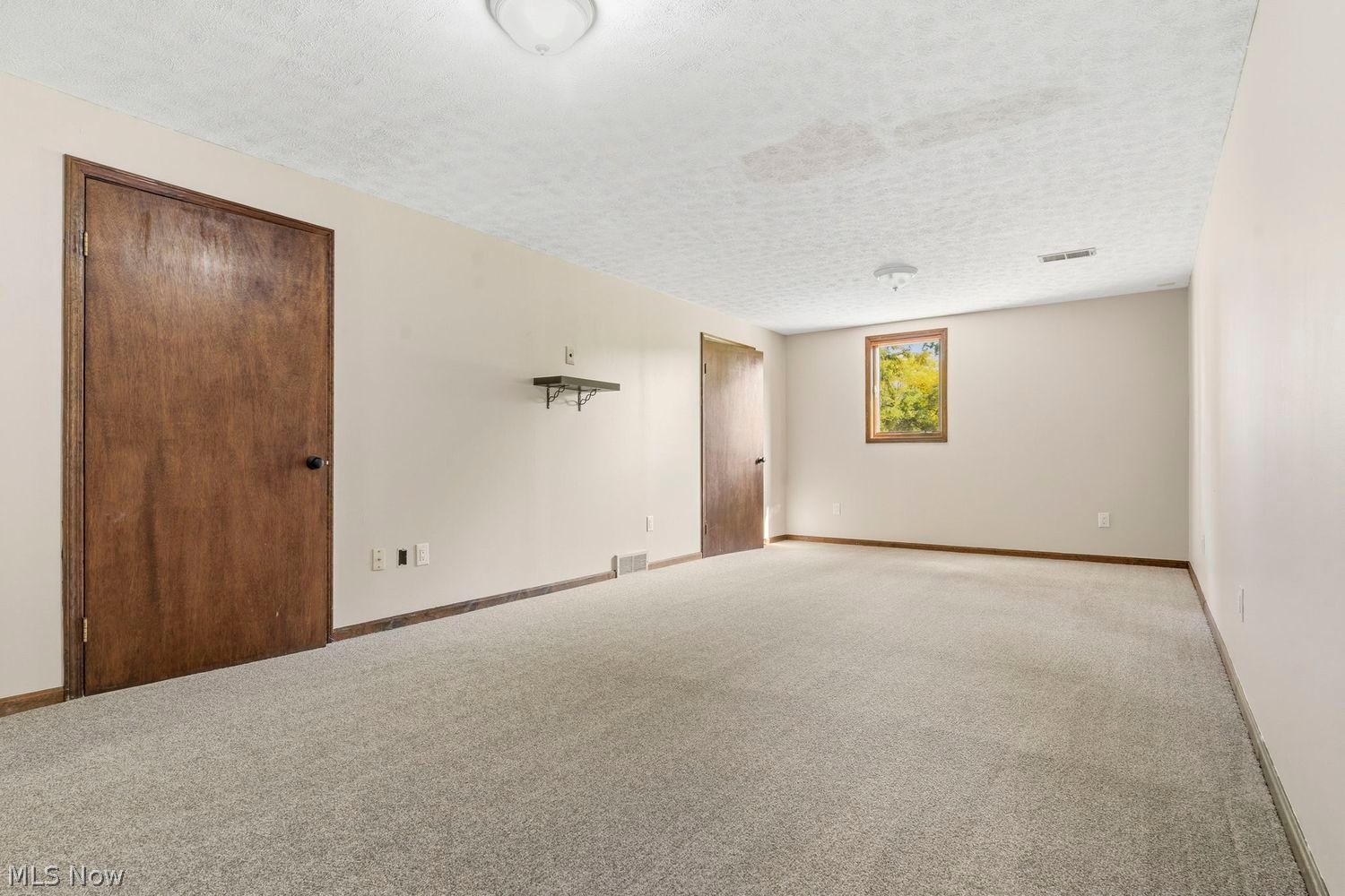 5460 Echodell Avenue NW North Canton OH 44720