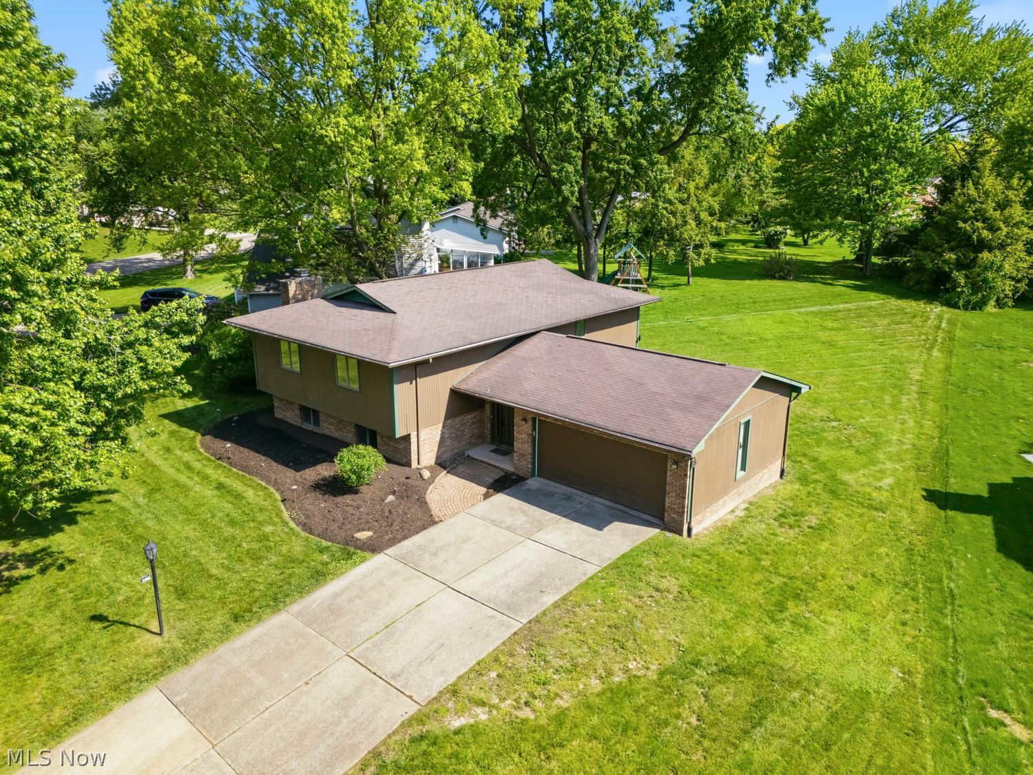5460 Echodell Avenue NW North Canton OH 44720