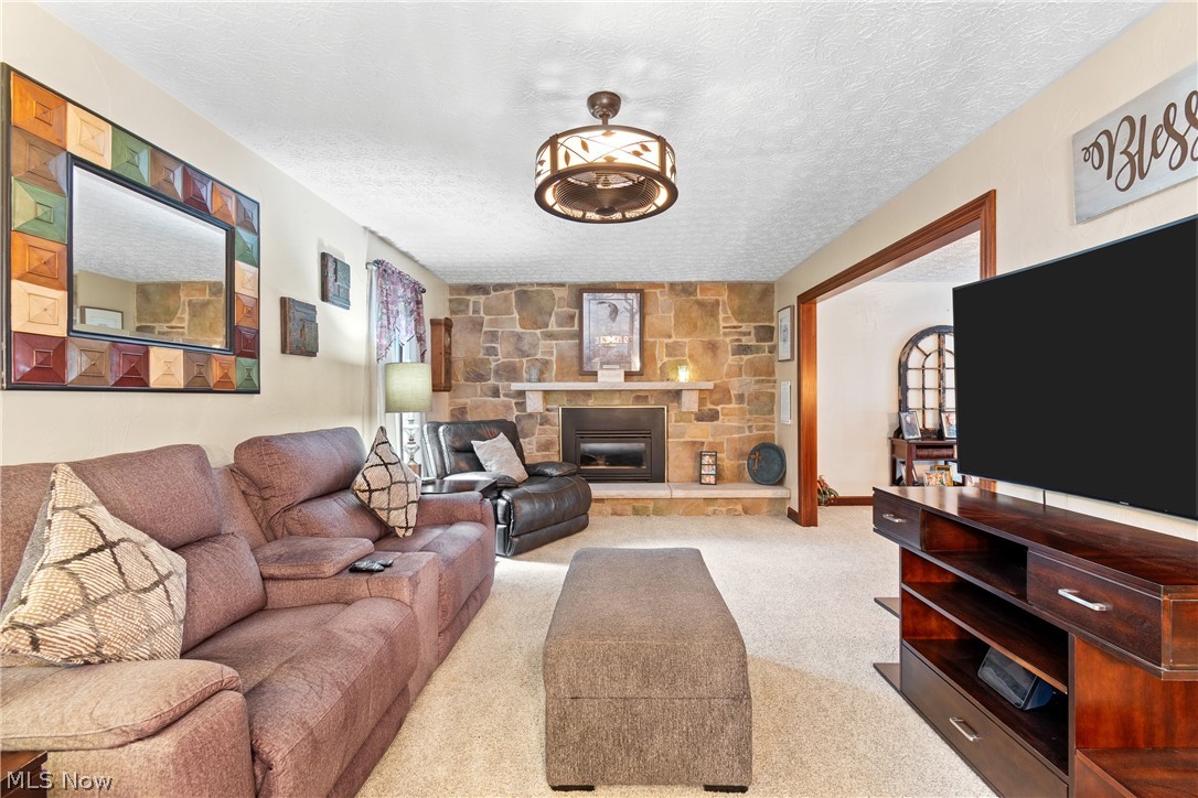 960 Karla Drive Green OH 44216