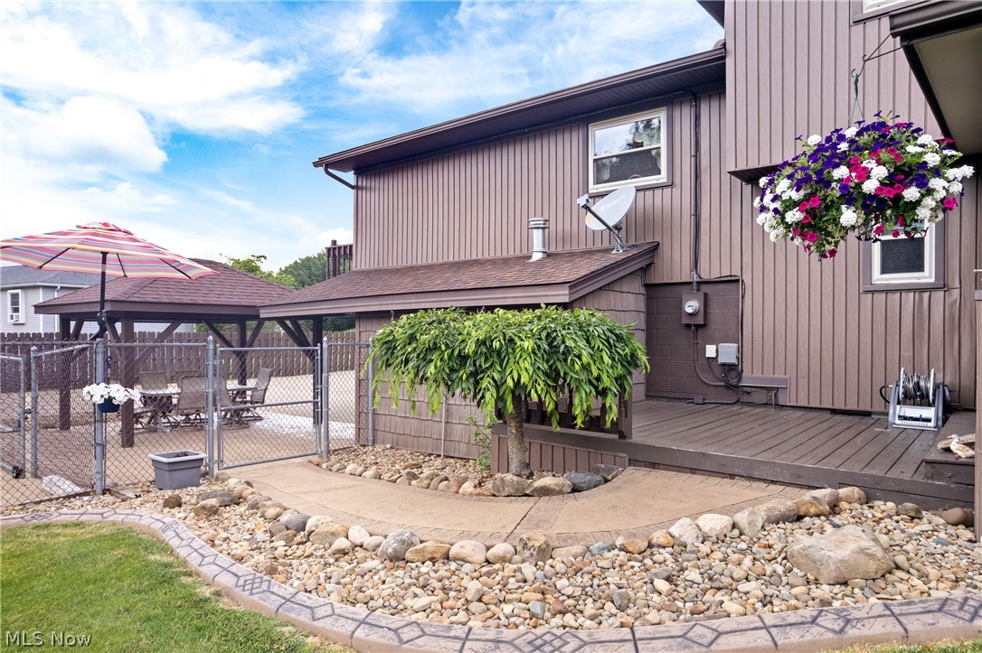 960 Karla Drive Green OH 44216