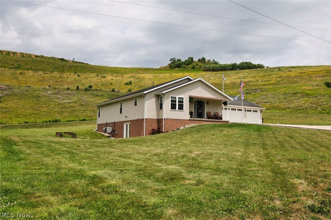 2343 Pleasant Hill Road NW New Philadelphia OH 44663