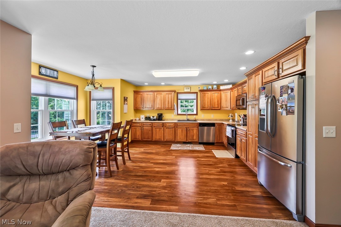 2343 Pleasant Hill Road NW New Philadelphia OH 44663