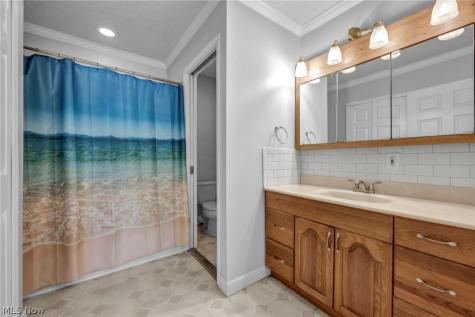 6266 Meadowbrook Drive Mentor OH 44060