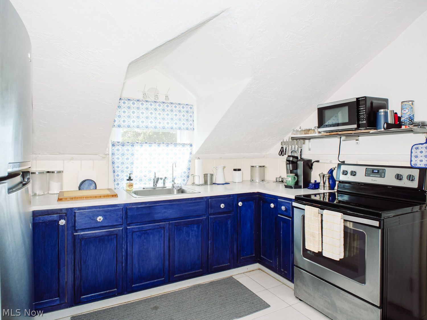 8104 S Salem Warren Road Canfield OH 44406