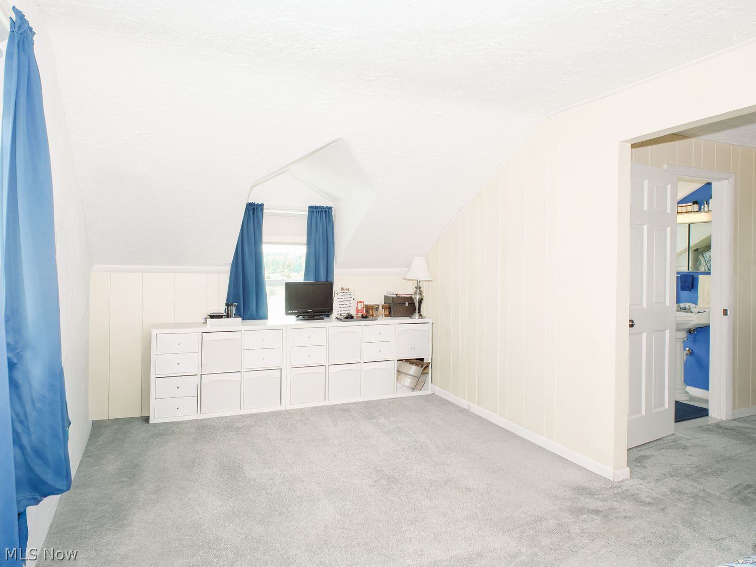 8104 S Salem Warren Road Canfield OH 44406