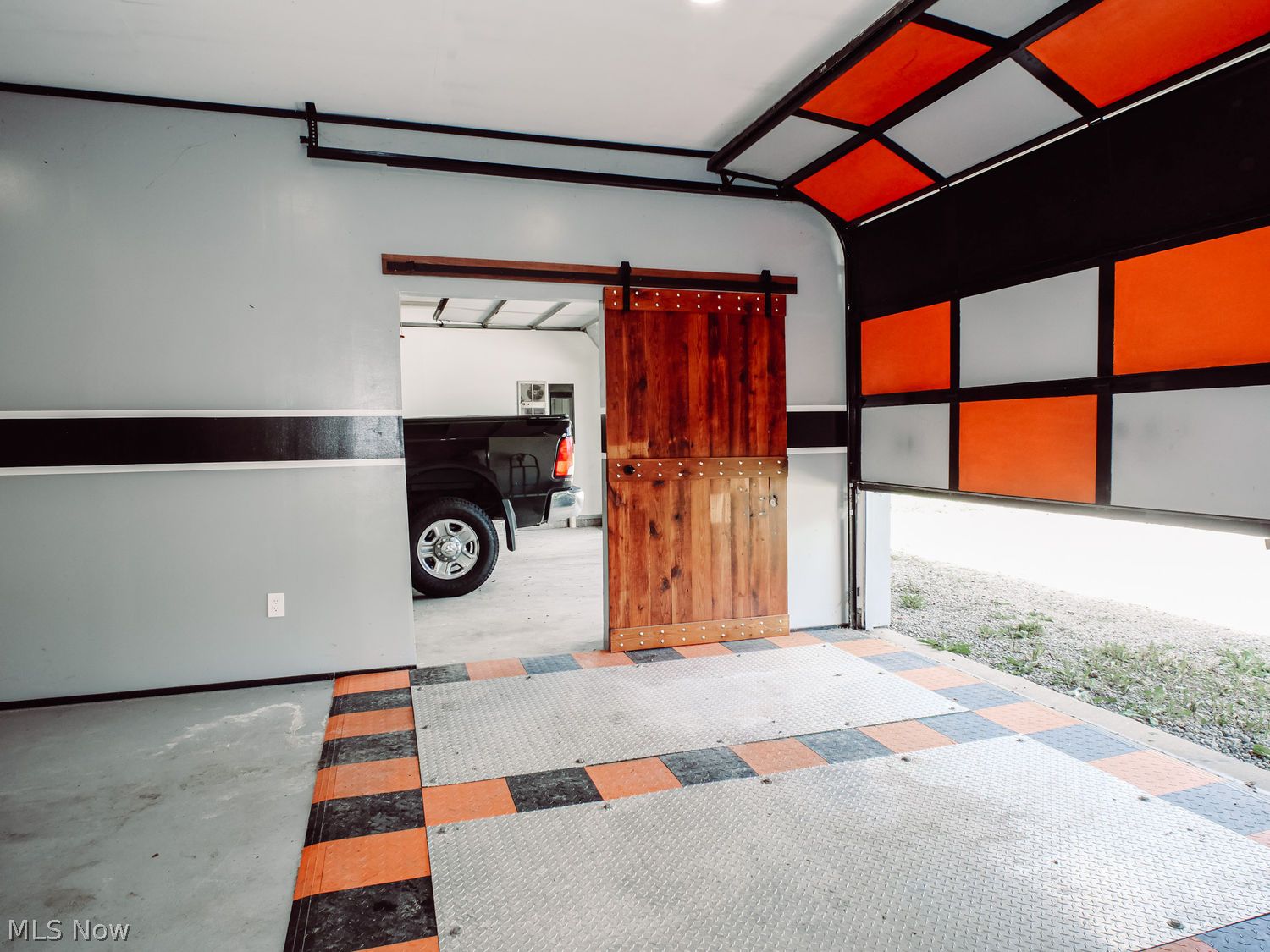 8104 S Salem Warren Road Canfield OH 44406