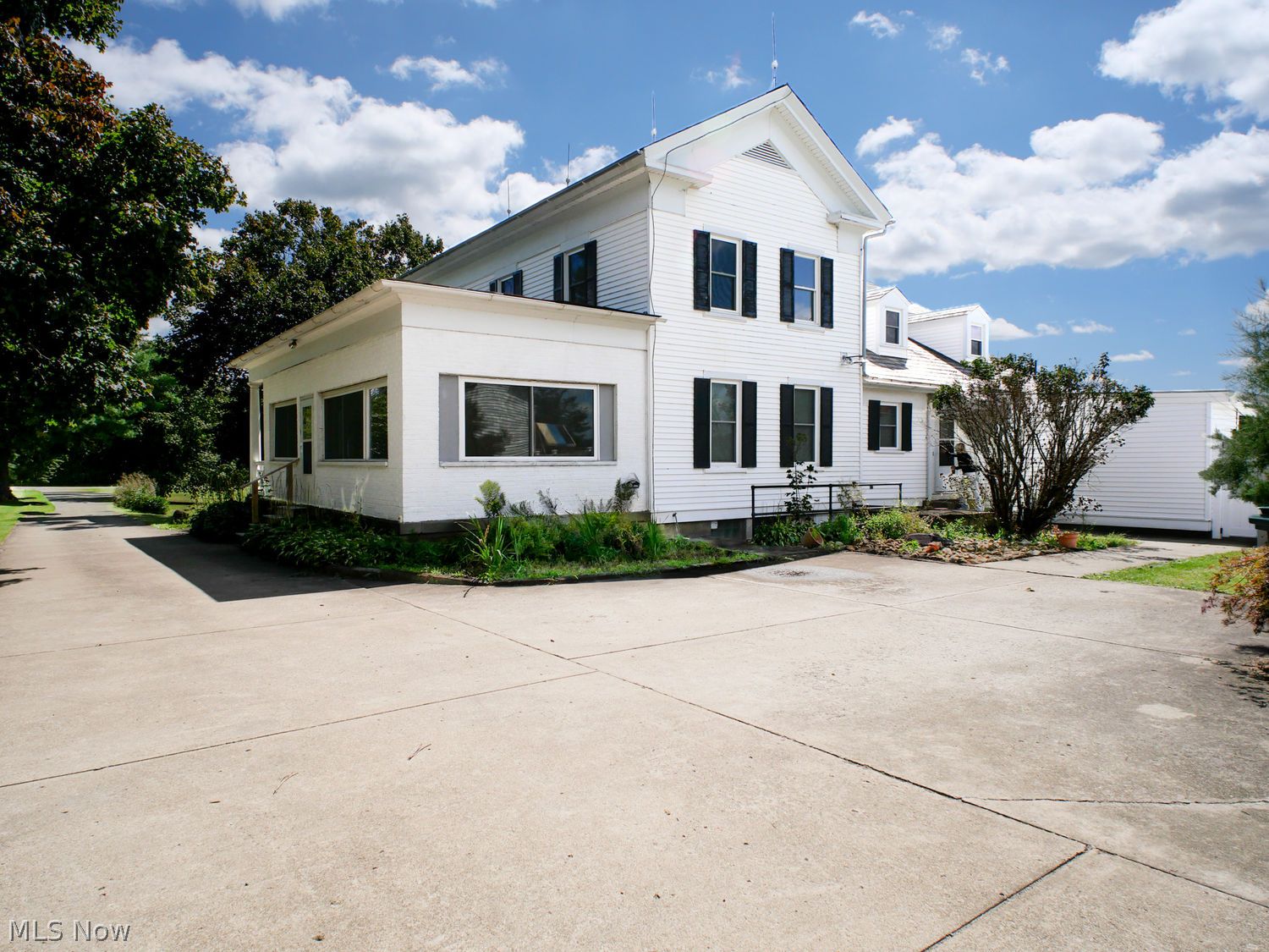 8104 S Salem Warren Road Canfield OH 44406