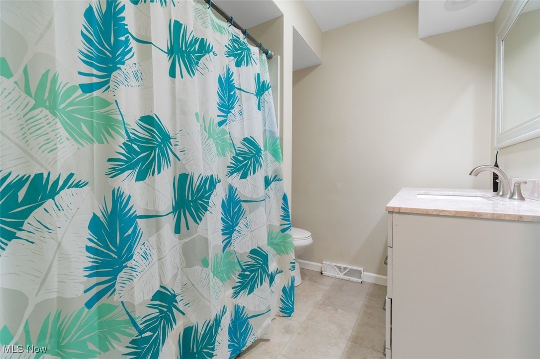 464 Dorset Street Akron OH 44305